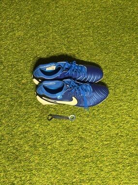 Men’s Size 9-Nike Tiempo Legend 10 Elite SG-PRO Player Edition - Blue